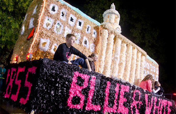 Homecoming parade